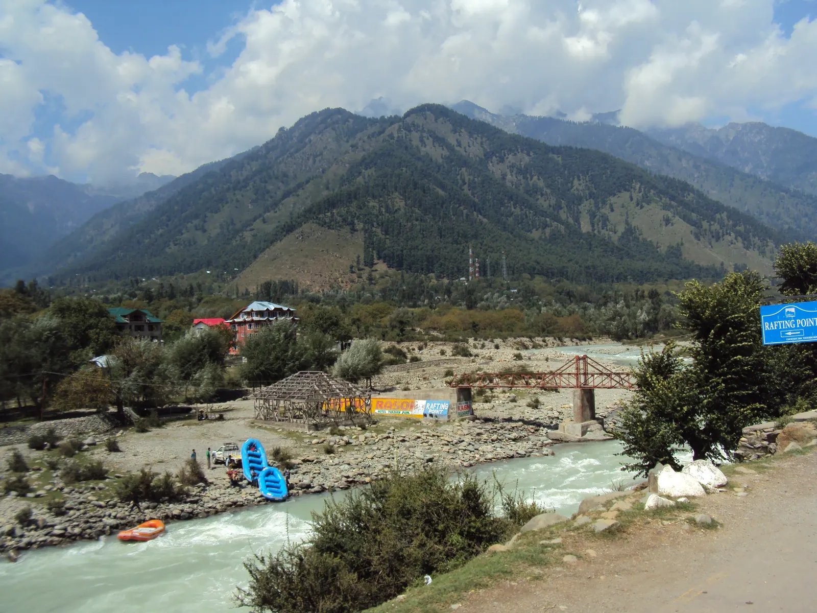 Bridge and rafting point on the Lidder River near Batkot